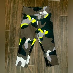 🎅🏼5/$10 Nike Womens Capri